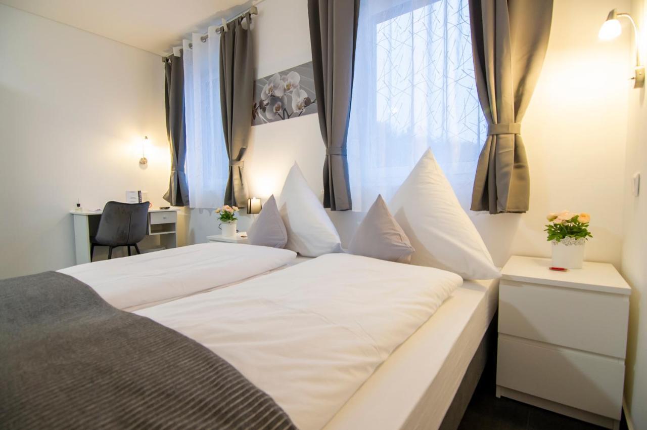 Hotel L201 - 24H Self-Check In Gablitz Exteriör bild